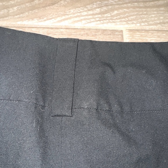 Cache Black Kick Flare Dress Pants - Chic and Flattering
Size 6 - Picture 4 of 11